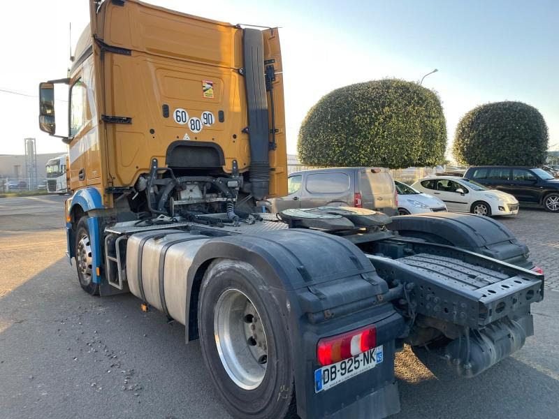 Tracteur routier Mercedes Actros 1845