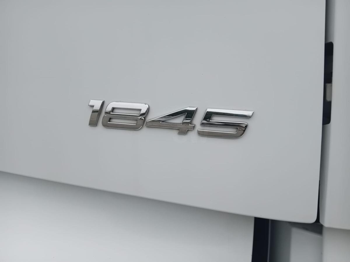 Tracteur routier Mercedes Actros 1845