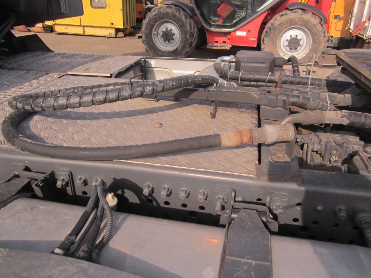 Tracteur routier Mercedes Actros 1845