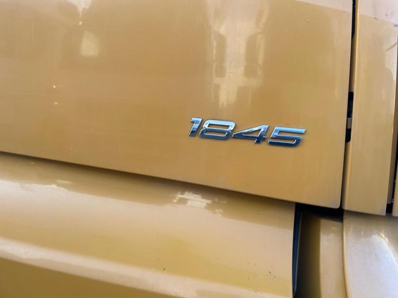 Tracteur routier Mercedes Actros 1845