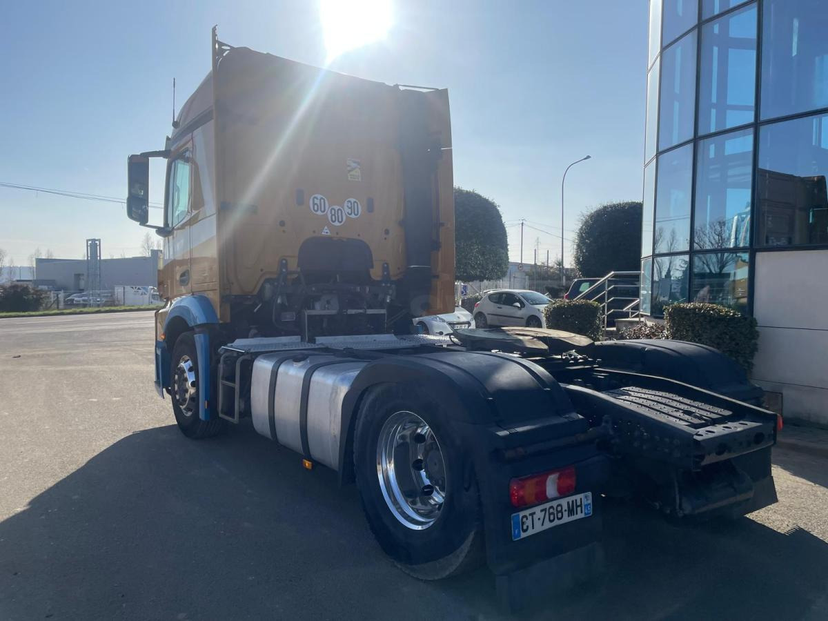 Tracteur routier Mercedes Actros 1845