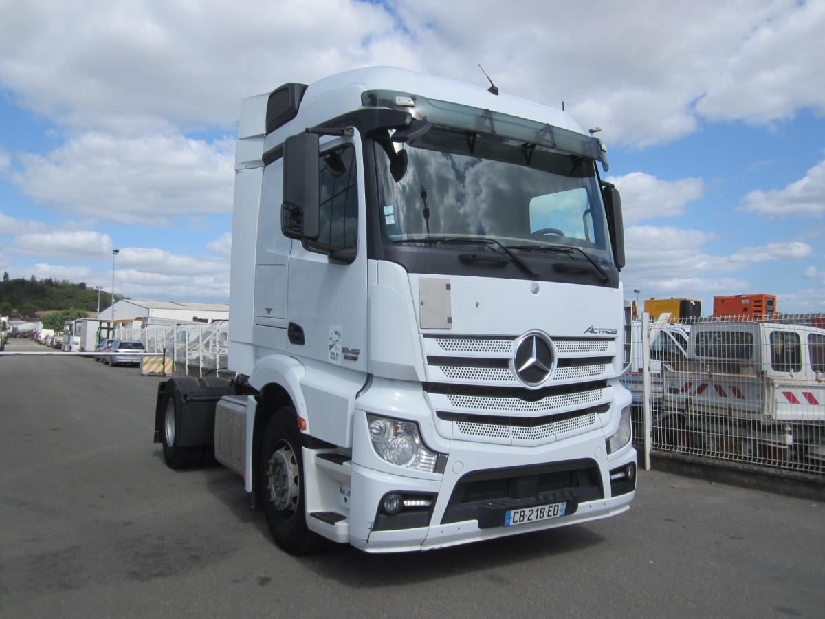 Tracteur routier Mercedes Actros 1845