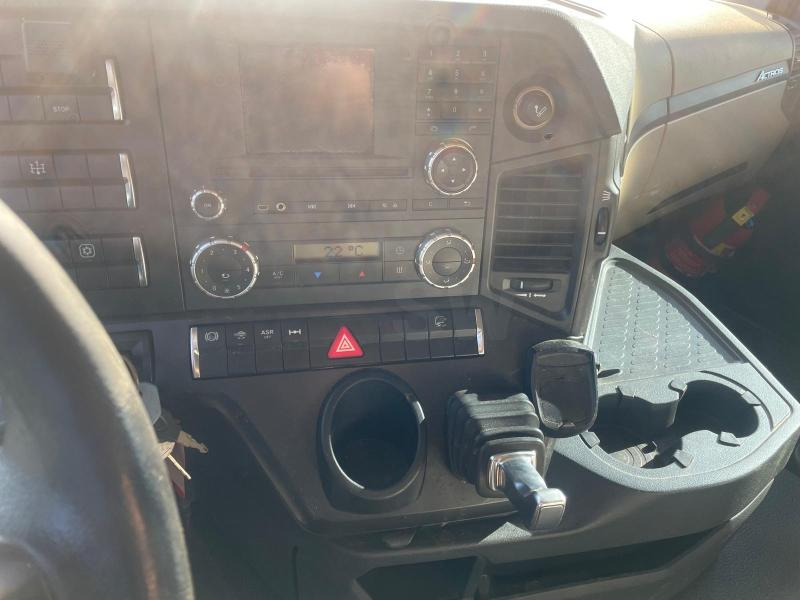 Tracteur routier Mercedes Actros 1845