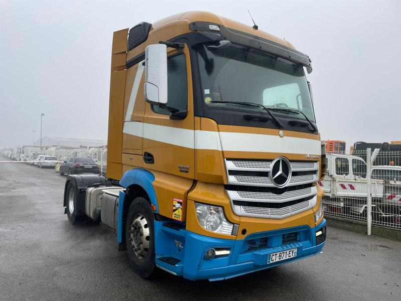 Tracteur routier Mercedes Actros 1845
