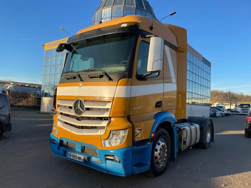 Tracteur routier Mercedes Actros 1845