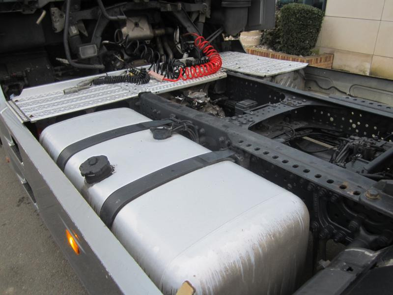 Tracteur routier Mercedes Actros 1845