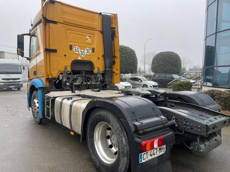 Tracteur routier Mercedes Actros 1845