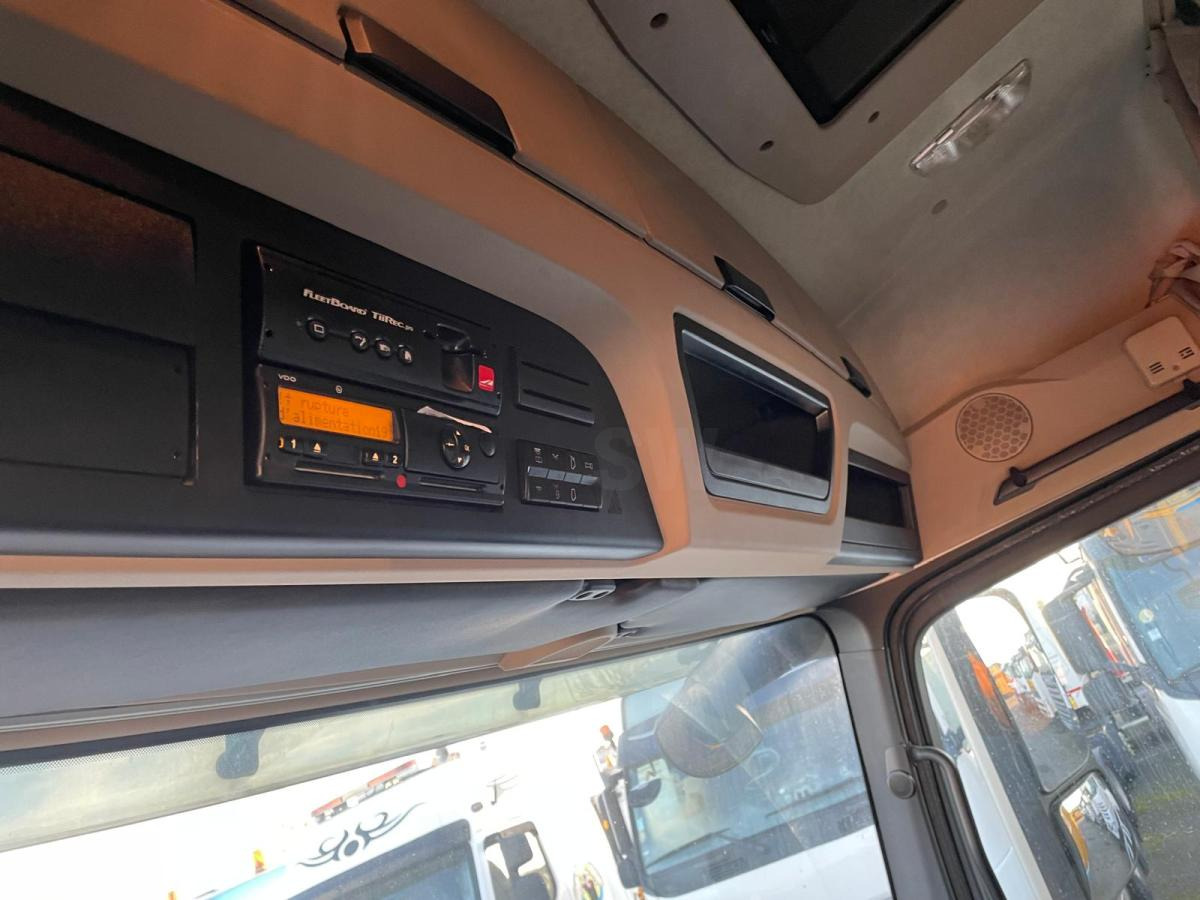 Tracteur routier Mercedes Actros 1845