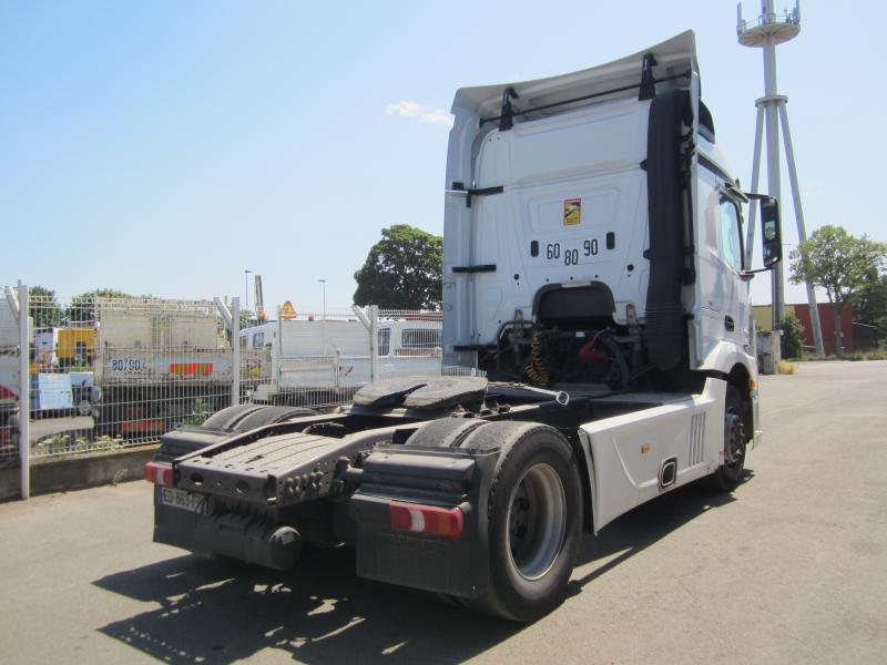 Tracteur routier Mercedes Actros 1845