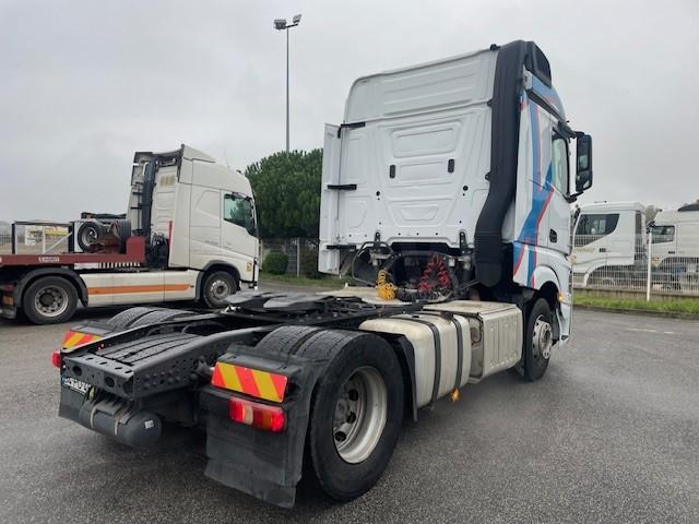 Tracteur routier Mercedes Actros 1845
