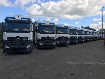 Tracteur routier Mercedes-Benz 1842 ll MEGA EURO 6