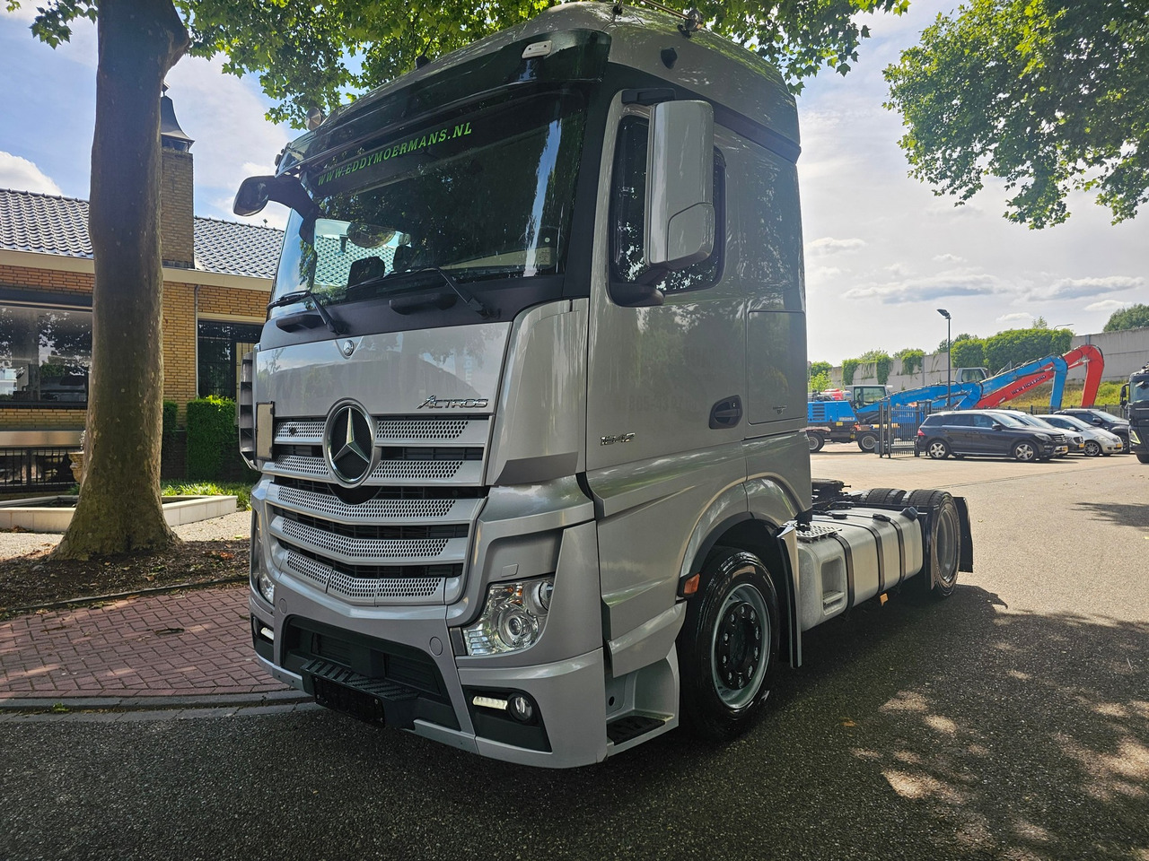 Tracteur routier Mercedes Benz Actros 1842 Mega