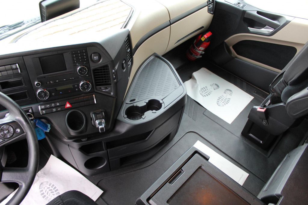 Tracteur routier Mercedes-Benz Actros 1845 E6   ACC  LDW  Kühlbox  Vollspoiler