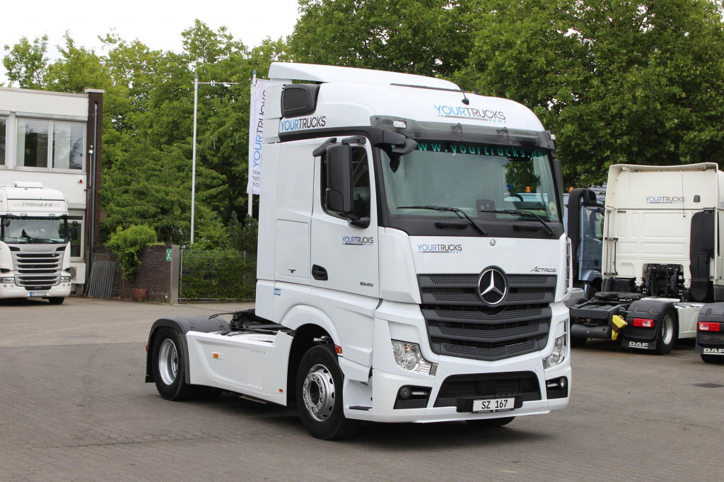 Tracteur routier Mercedes-Benz Actros 1845 E6   ACC  LDW  Kühlbox  Vollspoiler