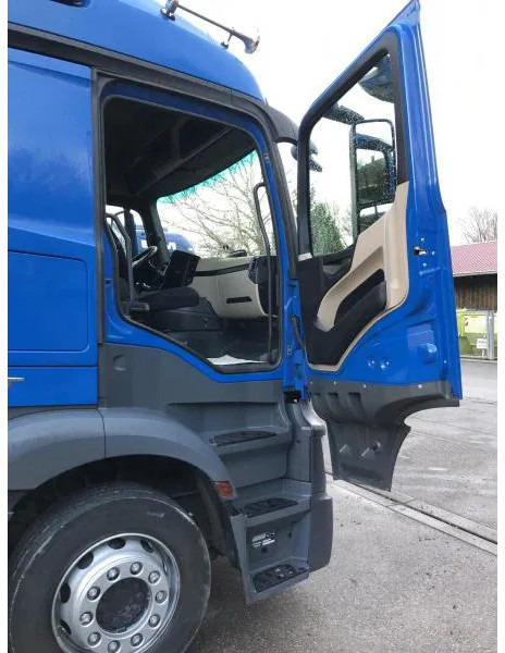 Tracteur routier Mercedes-Benz Actros 1845 LS LOW MEGA Streamspace Intarder