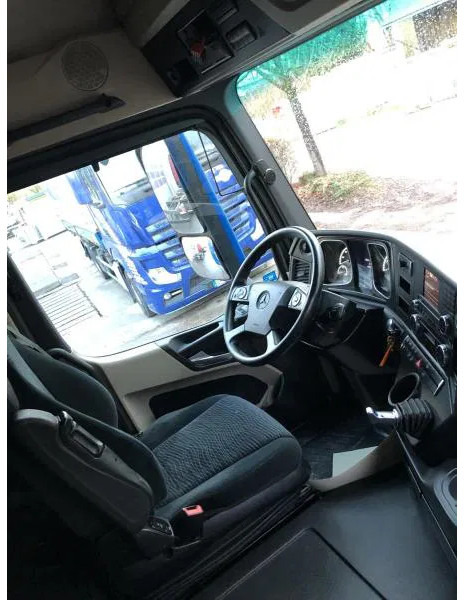 Tracteur routier Mercedes-Benz Actros 1845 LS LOW MEGA Streamspace Intarder