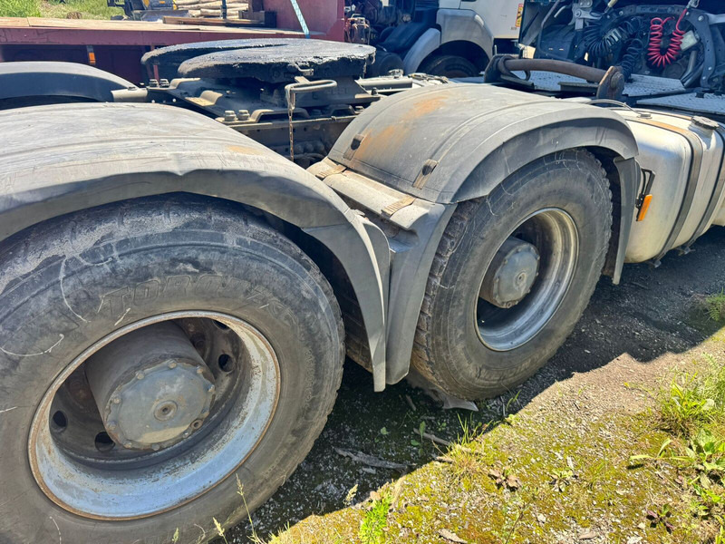 Tracteur routier Mercedes-Benz Actros 3363