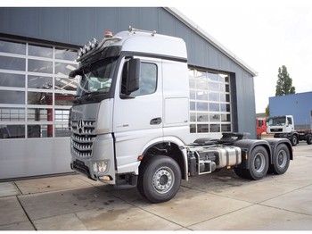 Tracteur routier neuf Mercedes-Benz Arocs 3358: photos 1