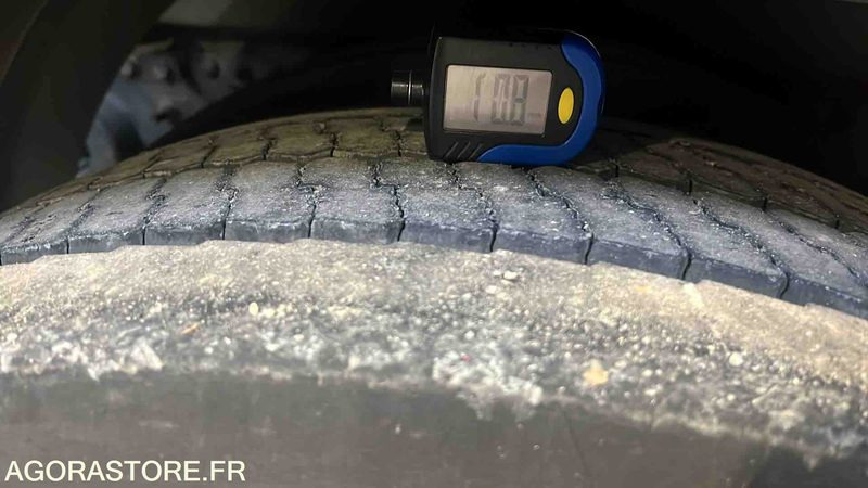 Tracteur routier RENAULT 29CHB1 PREMIUM - 2009 - 310214 KM - AC-252-JM