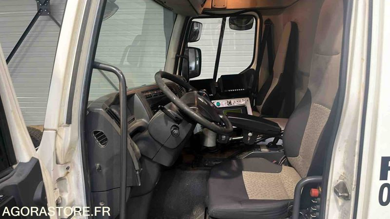 Tracteur routier RENAULT 29CHB1 PREMIUM - 2009 - 310214 KM - AC-252-JM