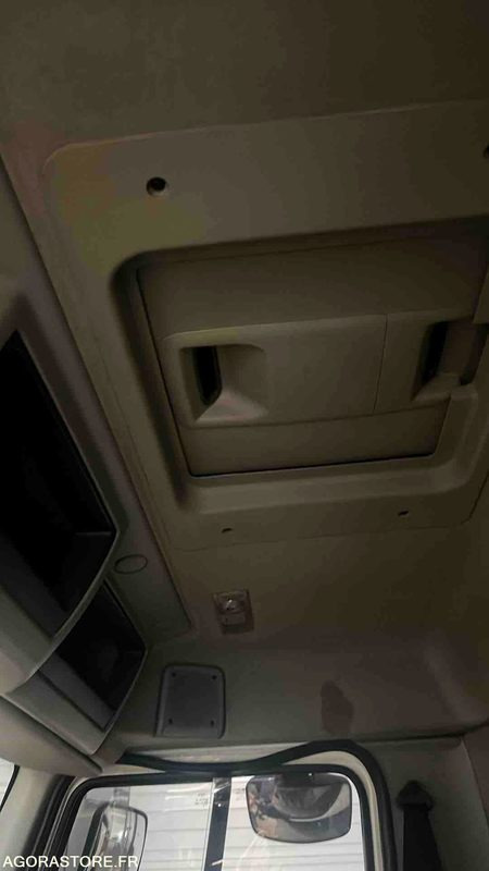 Tracteur routier RENAULT 29CHB1 PREMIUM - 2009 - 310214 KM - AC-252-JM