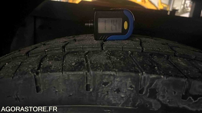 Tracteur routier RENAULT 29CHB1 PREMIUM - 2009 - 310214 KM - AC-252-JM