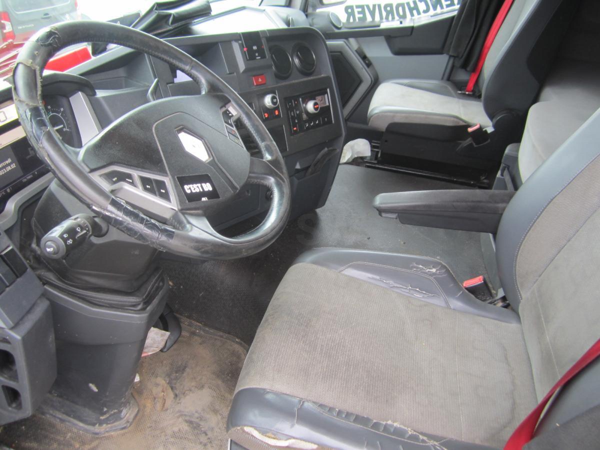 Tracteur routier Renault Gamme T 440