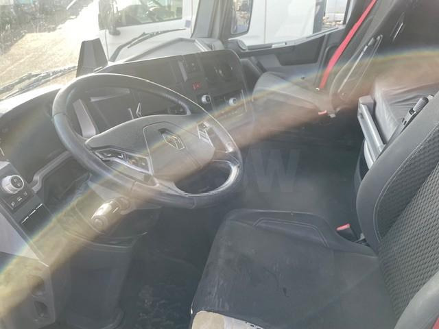 Tracteur routier Renault Gamme T 460