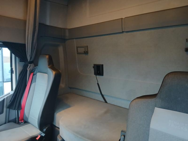 Tracteur routier Renault Gamme T 460