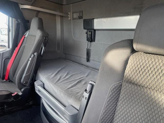 Tracteur routier Renault Gamme T 460