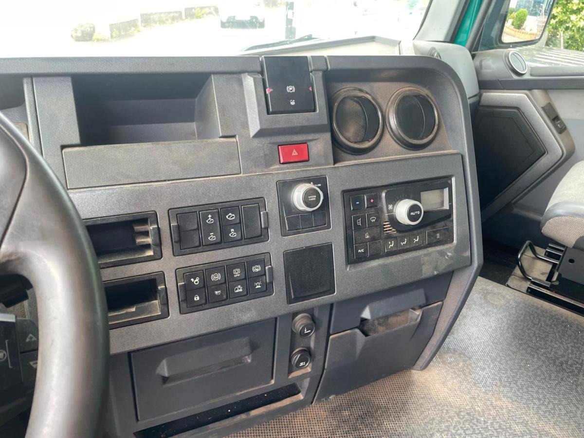 Tracteur routier Renault Gamme T 460 DXI