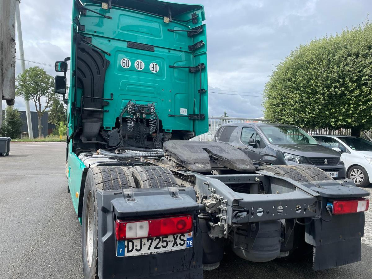 Tracteur routier Renault Gamme T 460 DXI