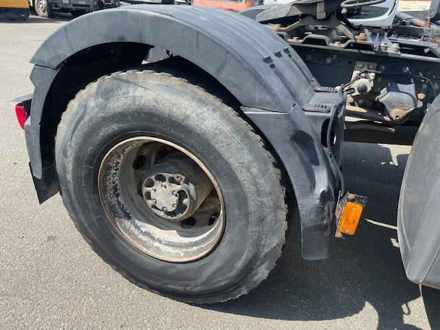 Tracteur routier Renault Kerax 430dxi