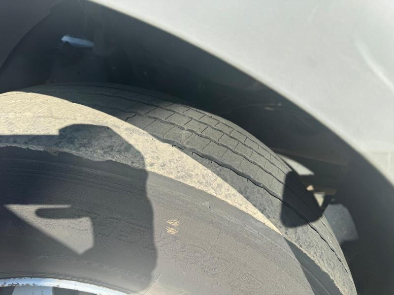 Tracteur routier Renault Premium 370 DCI