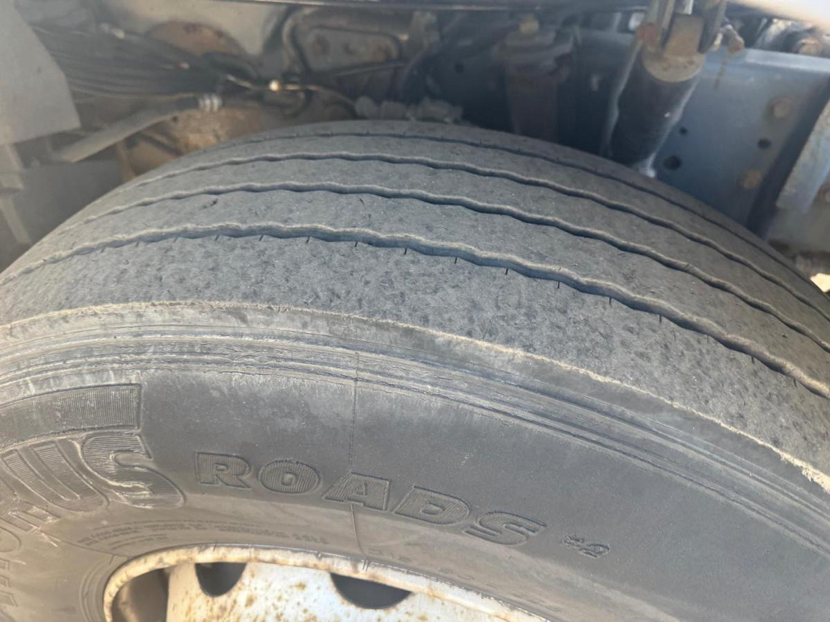 Tracteur routier Renault Premium 370 DCI