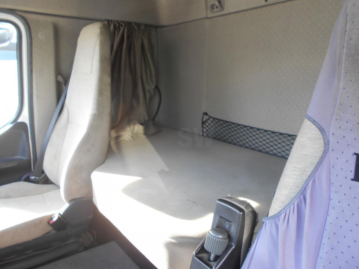 Tracteur routier Renault Premium 410 DXI