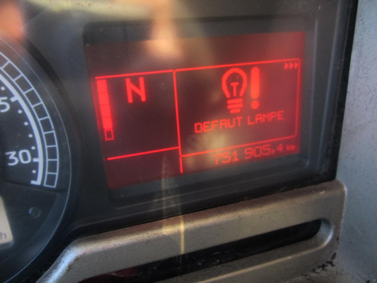 Tracteur routier Renault Premium 450 DXI