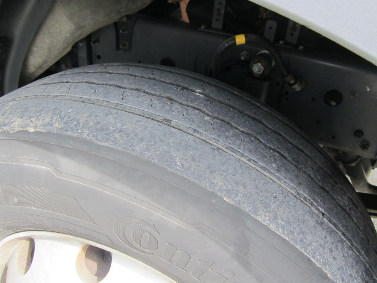 Tracteur routier Renault Premium 460 DXI