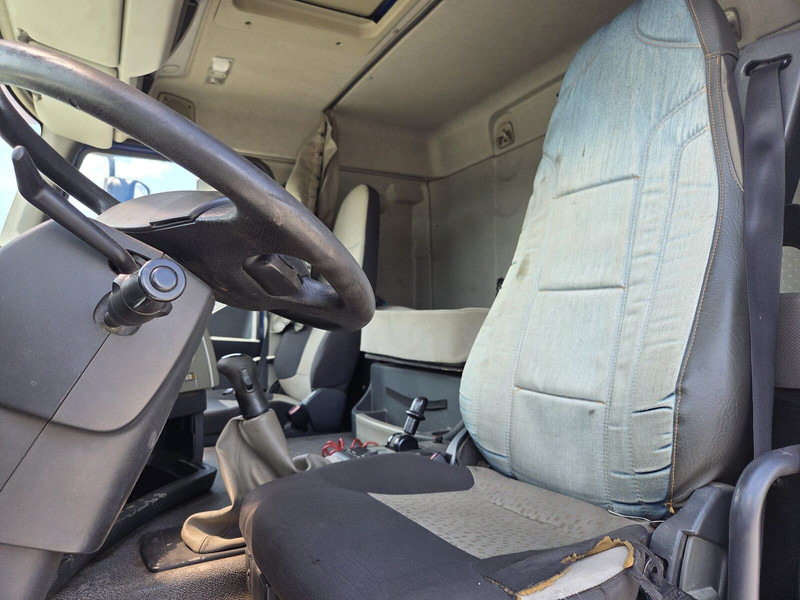 Tracteur routier Renault Premium Lander 410dxi