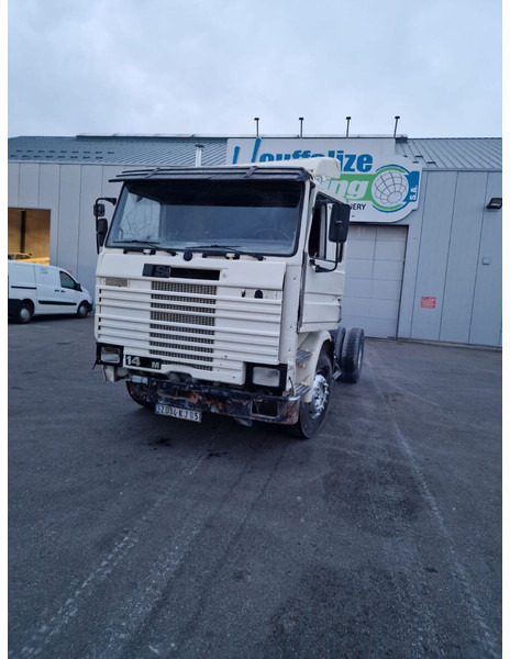 Tracteur routier Scania 143M
