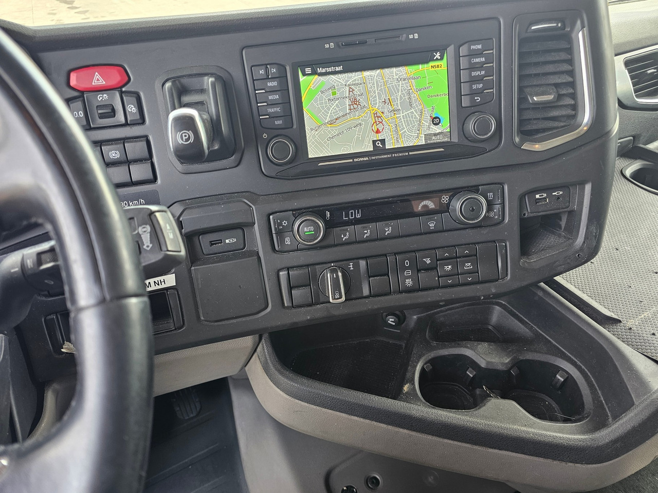 Tracteur routier Scania R410 High ( SCR Only )