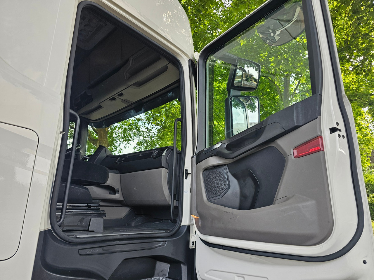 Tracteur routier Scania R410 High ( SCR Only )