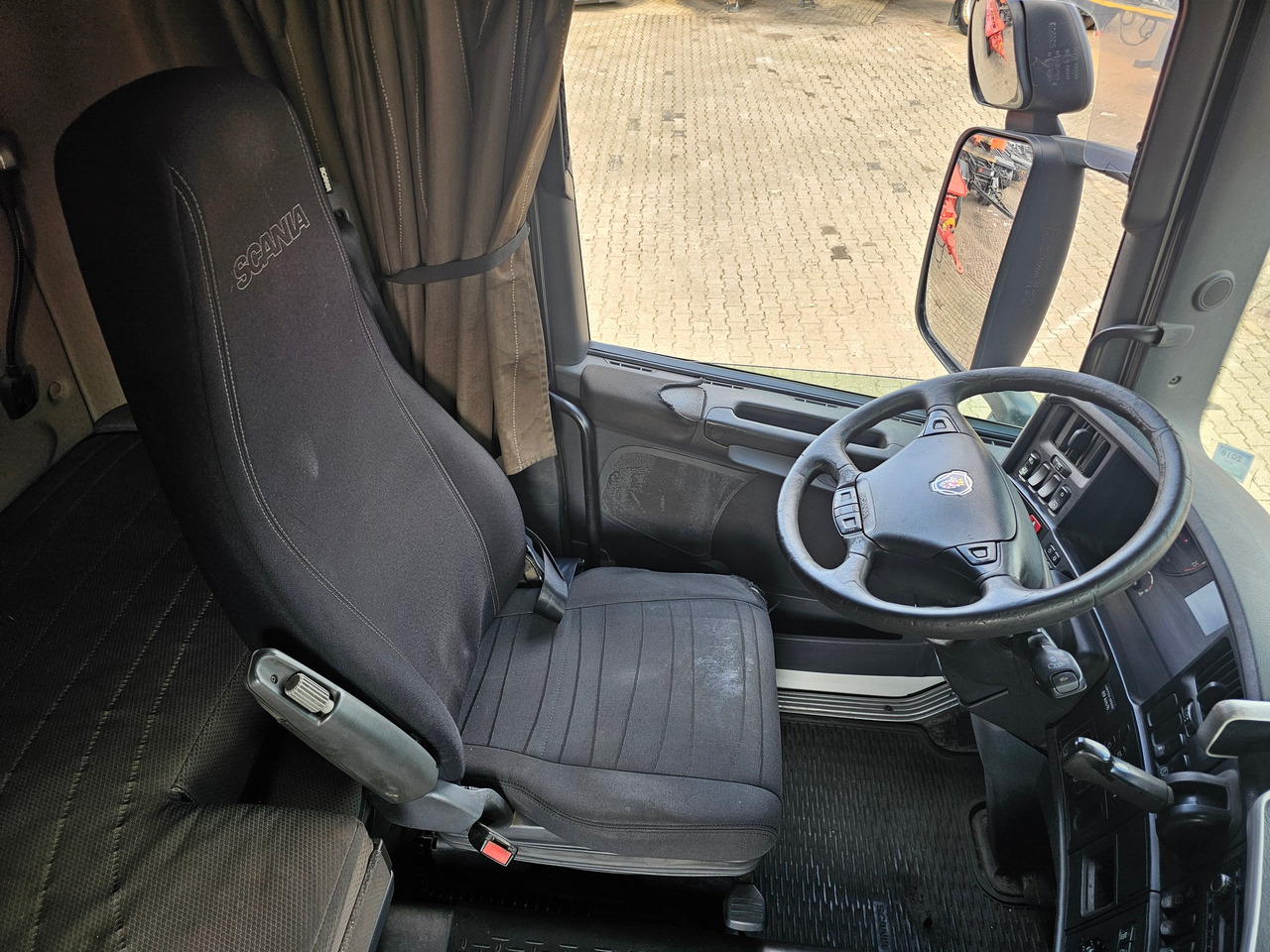 Tracteur routier Scania R440 Highline