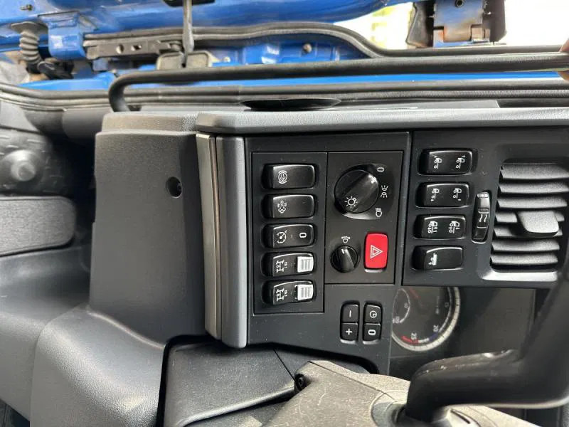 Tracteur routier Scania R490 Highline Standard Intarder Alcoa dt. LKW E6