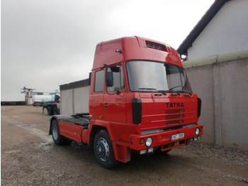  TATRA 815 4x4 - Tracteur routier