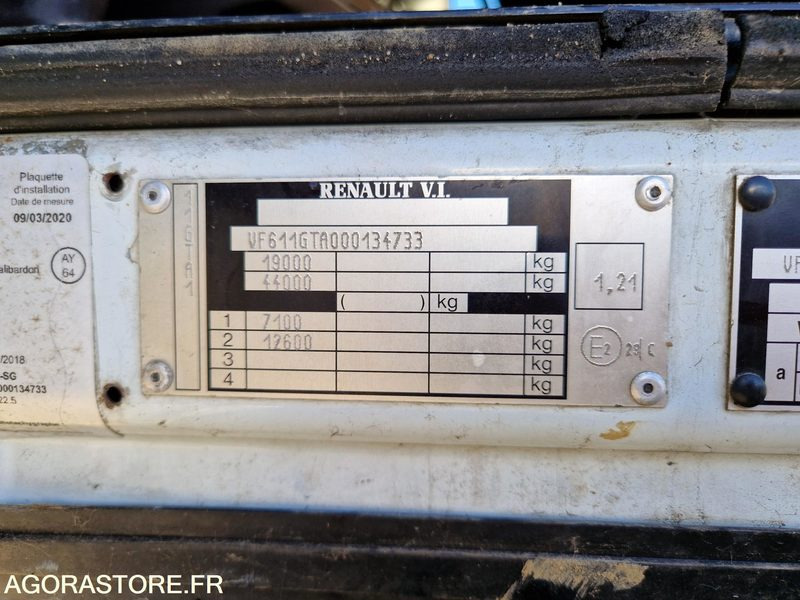 Tracteur routier Tracteur Renault - 2004 - 339927 - DD612SG