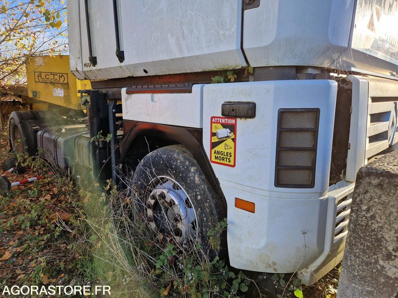 Tracteur routier Tracteur Renault - 2004 - 339927 - DD612SG