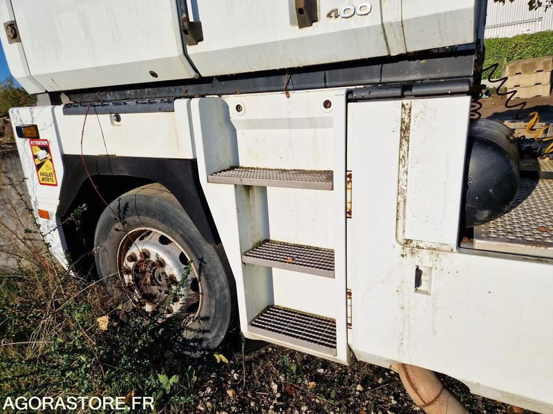 Tracteur routier Tracteur Renault - 2004 - 339927 - DD612SG