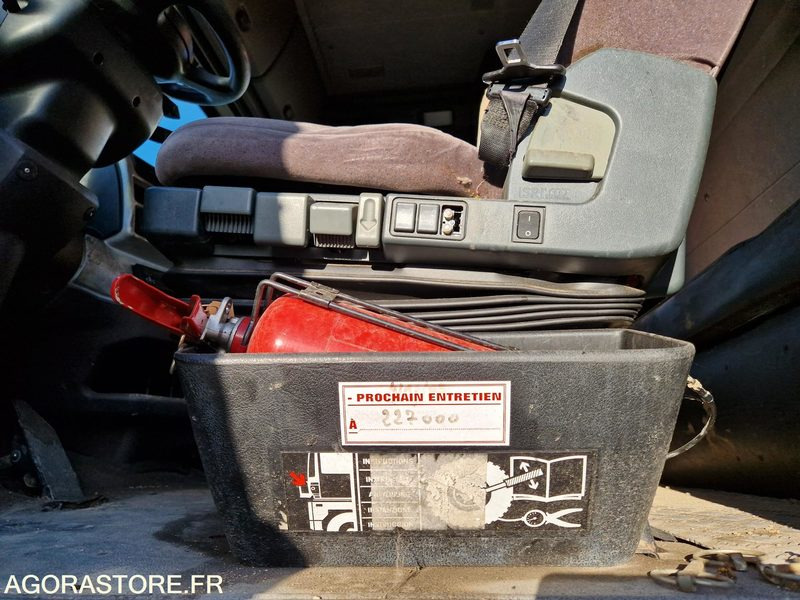 Tracteur routier Tracteur Renault - 2004 - 339927 - DD612SG