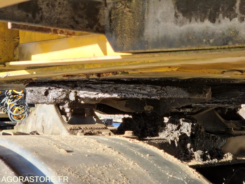 Tracteur routier Tracteur Renault - 2004 - 339927 - DD612SG